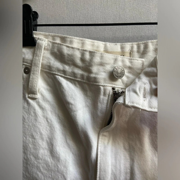 Madewell Relaxed Denim Shorts in Tile White Raw hem Sz 40 - Picture 7 of 13